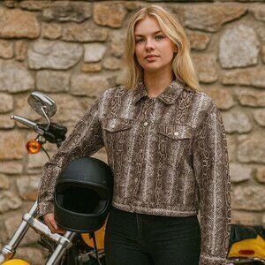 Topshop Moto Snake Print Cropped Denim Jacket Motorcycle Riding Chick Size 6